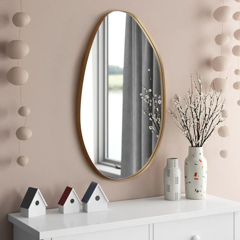 Elvyn Mirror